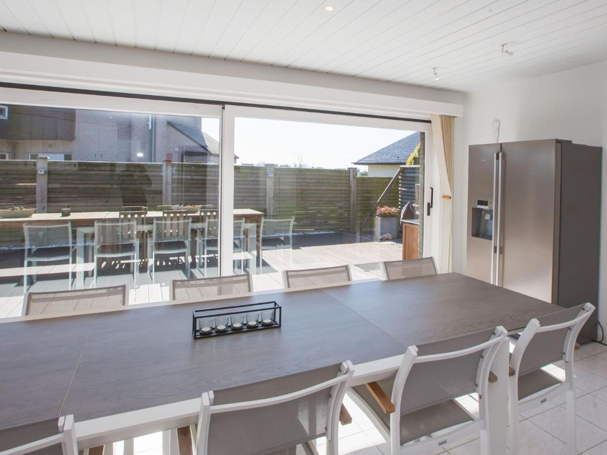 Splendid Villa In Middelkerke With Sauna Bubble Bath Exterior foto